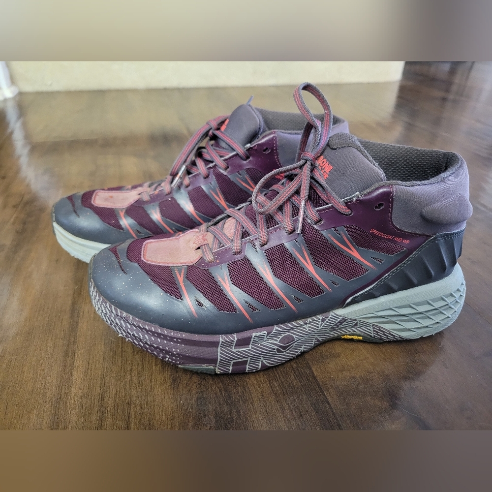 Hoka One Speedgoat Mid WP Waterproof Hiking Trail Shoes Obsidian Plum Size 8
